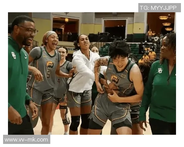 邓雨婷状态低迷NCAA常规赛表现不佳仅得3分1板1助 邓雨婷状态低迷NCAA常规赛表现不佳仅得3分1板1助