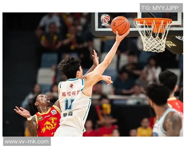 杨瀚森谈球队增重要求：我自然发展觉得自己挺好